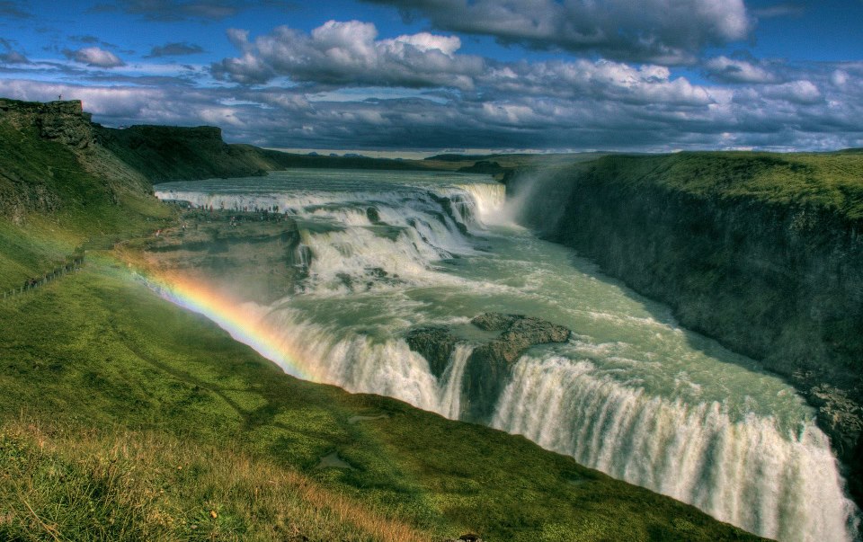 Golden circle Tour in the magical midnight light